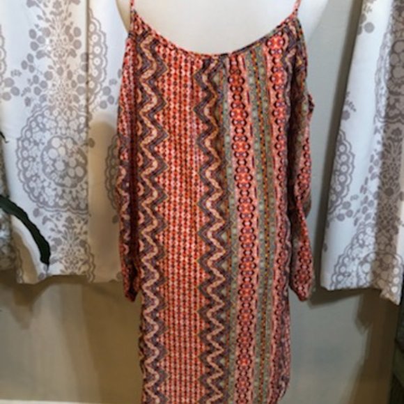Silvergate Multi Color Cold Shoulder Dress - SML - Picture 5 of 8